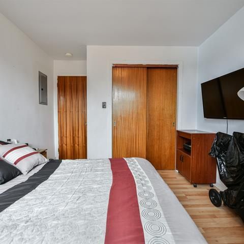 Grand appartement 4 1/2 a louer - Photo 1