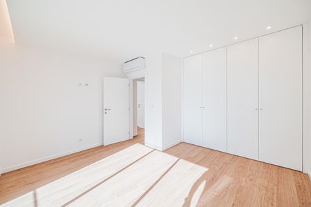 T2 PARA ARRENDAMENTO EM CASCAIS - ALTO PAMPILHEIRA - TERRAÇO COMUM - Photo 3