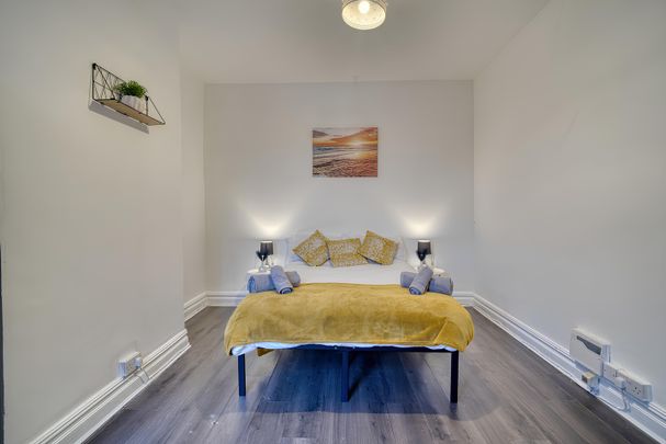 3 Bed Terraced House, Chester Road, M32 - Photo 1