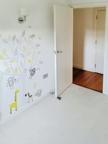 Bright and Spacious Two Bedroom Apartment to Rent in Lavender Hill, Enfield - Photo 4