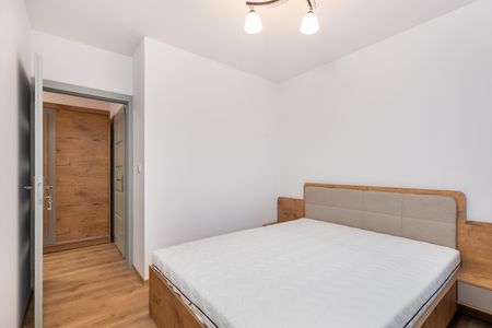Komfortowe i funkcjonalne mieszkanie 61 m2 z dwoma sypialniami przy ul. Grzegórzeckiej 79d. - Photo 5