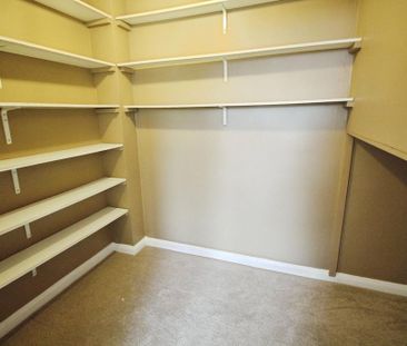 3 bedroom maisonette to rent - Photo 4