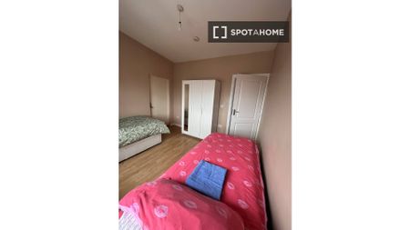 Bed in shared room for rent in Ballymun-Whitehall, Dublin. - Photo 3