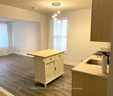 For Lease - 178 Coleman Avenue Unit# Front unit with basement, Toro... - Photo 2