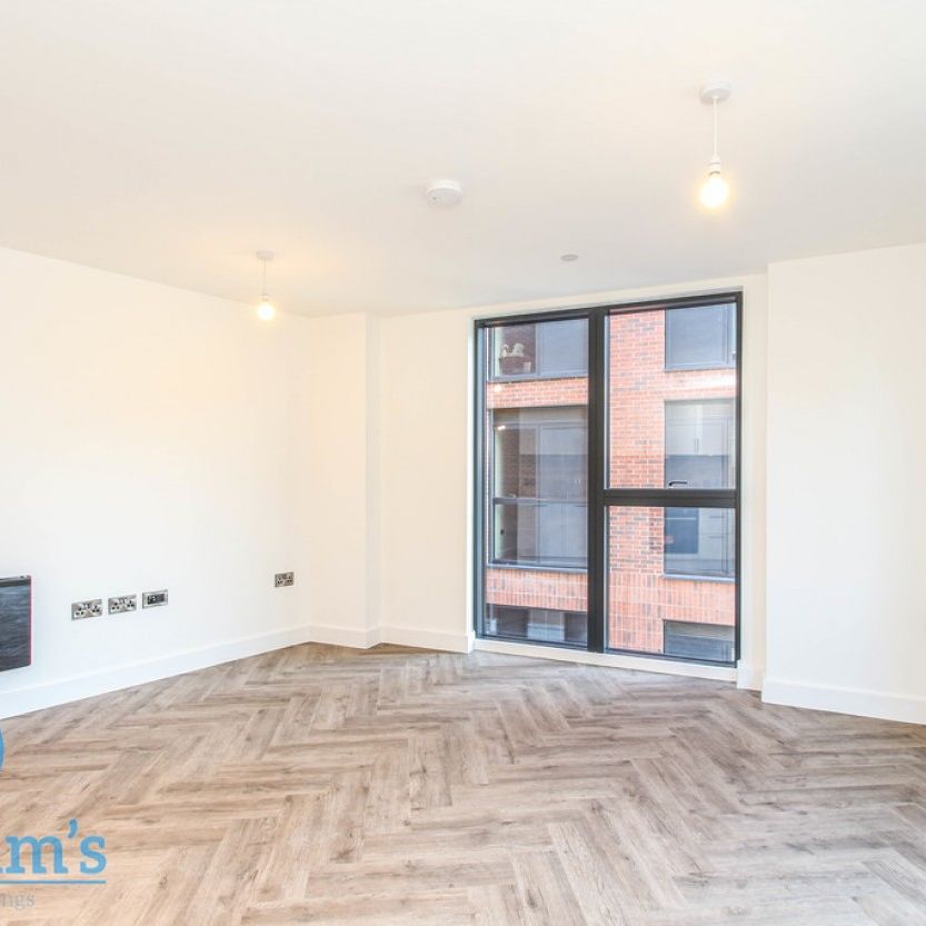 2 bed Apartment for Rent - Photo 1