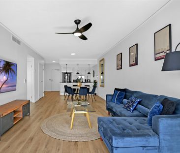 3-6 Months Only, Fully Furnished, sleeps up to 6 people, Bills Extra - Photo 1