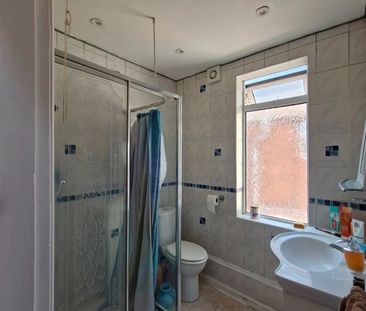 3 Bed Terraced House, Devana Road, LE2 - Photo 6