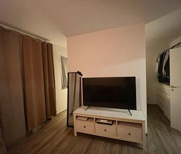 NEUBAU: 1 Zimmer Wohnung mit Einbauküche und Balkon - Photo 4