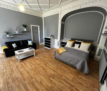 Studio to rent - Photo 5