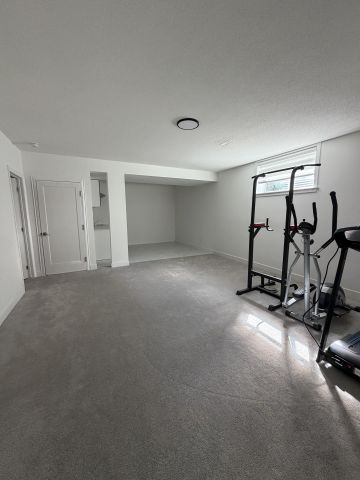 For Lease - 419 Shuttleworth dr Drive, Leitrim, Ontario - Photo 3