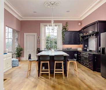Rarely available and immaculately presented unfurnished townhouse in Edinburgh's desirable New Town. - Photo 6