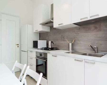 Via dei Mandorli, Cesano Boscone, Lombardy 20090 - Photo 5