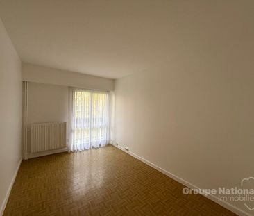 T4 AVEC BALCON : RESIDENCE DU PARC, - Photo 6