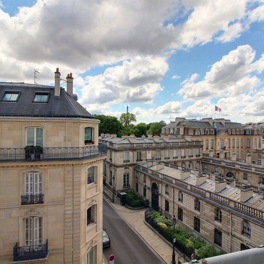 Location Appartement Paris 8 2 Pièces 40 m² - Photo 1