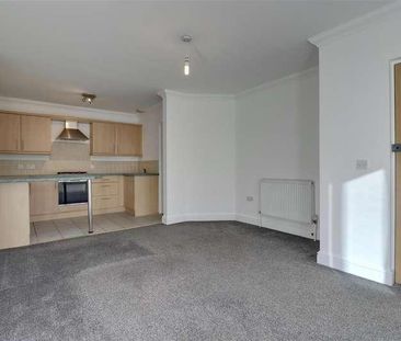 Milton Road, Southsea, PO4 - Photo 2