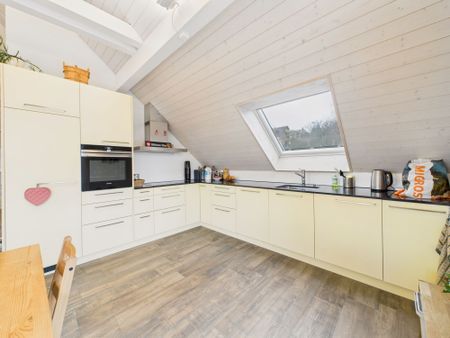 Modern 2.5-room apartment with balcony in Fräschels - Photo 5