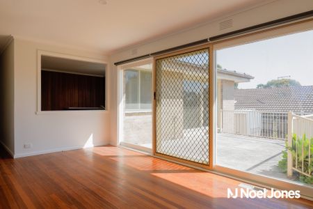 30 Highfield Road, DONCASTER EAST - Photo 5