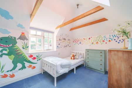 4 bedroom detached house to rent - Photo 5