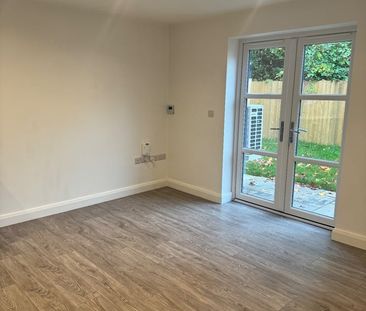 1 Bed Flat, Stamford Street, LE3 - Photo 2