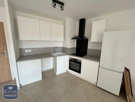 Location Appartement 2 pièces 46m² SOLLIES PONT 83210 - Photo 5