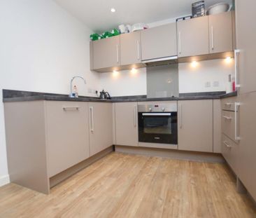 2 bedroom apartment to rent - Photo 6