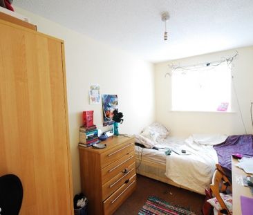 7 Bed - Starbeck Mews, Sandyford - Photo 6