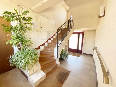 Location Appartement 1 pièce 37m² - Photo 4