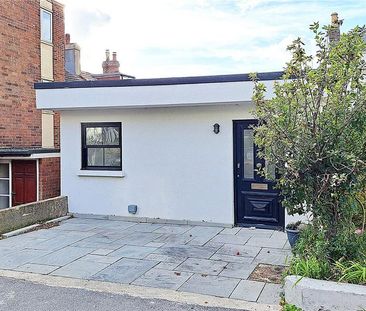 1 bedroom bungalow to rent - Photo 2