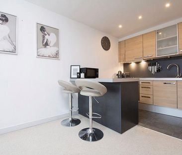 2 bedroom apartment to rent - Photo 4