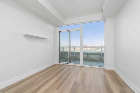 For Lease - 56 Annie Craig Drive Unit# 410, Toronto, Ontario - Photo 2