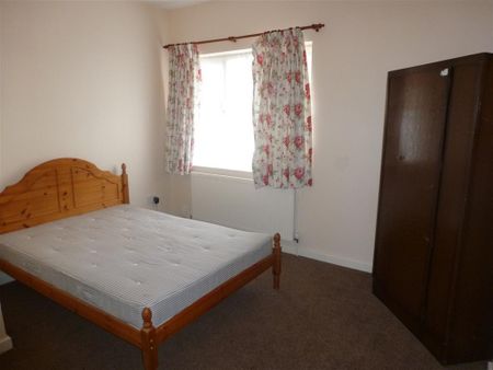 Western Street, Swindon - Photo 2