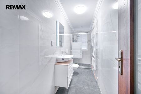Pronájem bytu 2+1 v osobním vlastnictví 59 m², Aš - Photo 3