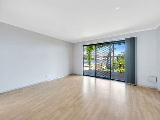 1A Regent St, Port Elliot SA 5212 - House For Rent | Domain - Photo 1