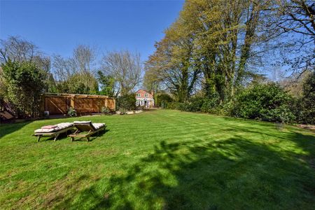 Idyllic detached cottage which is well presented throughout and has a good sized rear garden. - Photo 3