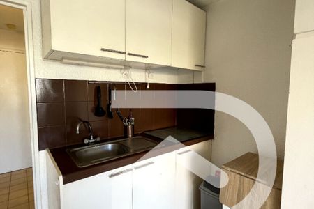 À louer Studio meublé 18 m² avec grande terrasse Vue canal - Photo 2