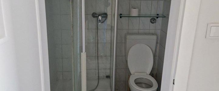 Renovierte 65qm Dachgeschoss auf Der Grenzstr - Foto 1