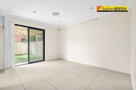 Blacktown - Photo 3