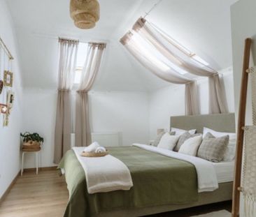Apartament cu 3 camere, Cetate-Schit - Fotografie 3