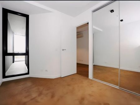 2 Bed, 1 Bath - Photo 4