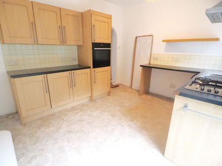 2 bedroom terraced house to rent - Photo 5