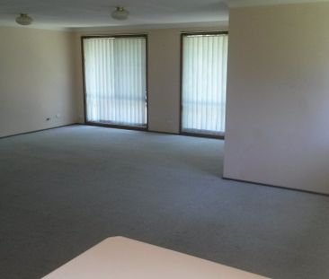 Charming 2-Bedroom Brick Home - Photo 2