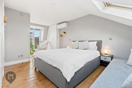 4 bedroom end of terrace house to rent - Photo 3