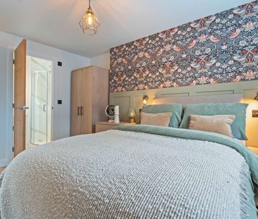 Hythe Road Room 5 - Photo 4