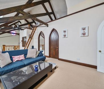 5 bedroom detached house to rent - Photo 4