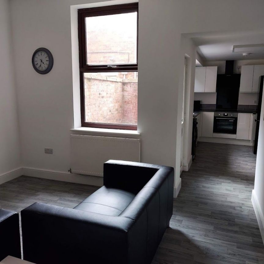 Havelock Street, Preston - Photo 1