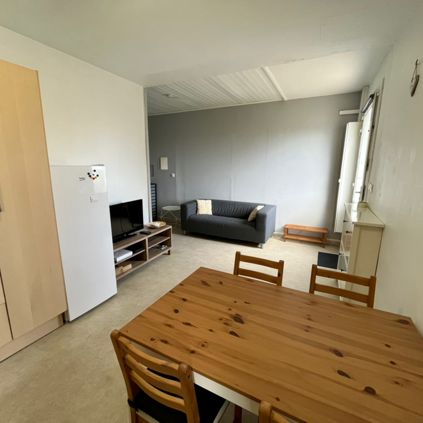 Location Appartement 2 pièces 44m² - Photo 1