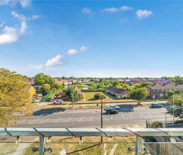 1 bedroom penthouse to rent - Photo 4