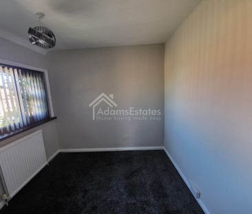 Edge Avenue, Dewsbury - Photo 3