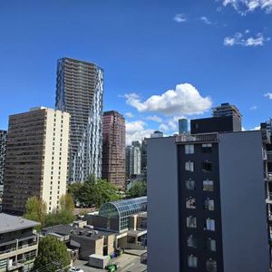 One Bedroom Apartment in West End - Photo 2