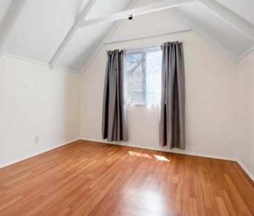 Pretty as a Picture - Excellent Location - Photo 6